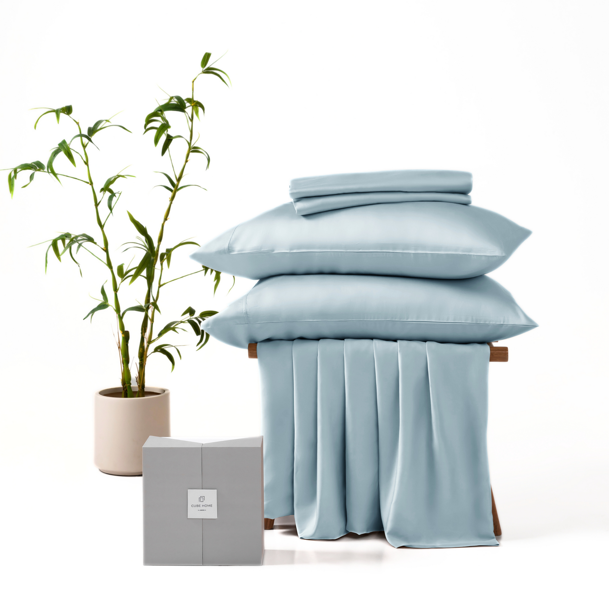 CUBE HOME Natural Bamboo Bedding Set (Duvet Cover + Deep Pocket Fitted Sheet + 2 Pillowcases), Light Blue