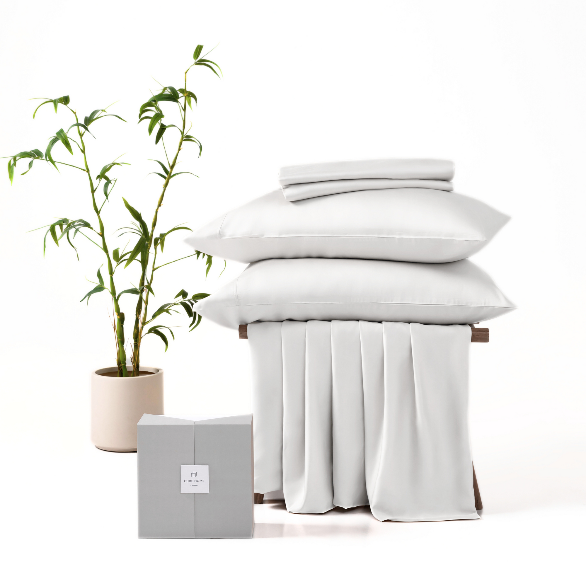 CUBE HOME Natural Bamboo Bedding Set (Duvet Cover + Deep Pocket Fitted Sheet + 2 Pillowcases), White